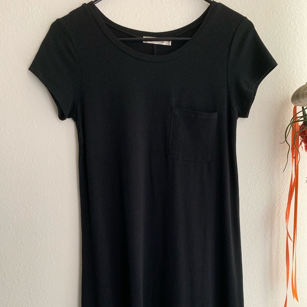 black t shirt dress